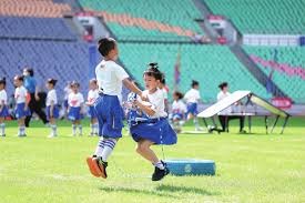 斯诺克球员锦标赛：特鲁姆普淘汰希金斯晋级决赛