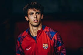 马卡报：萨卡可以赶上对阵皇马 斯特林首回合遭