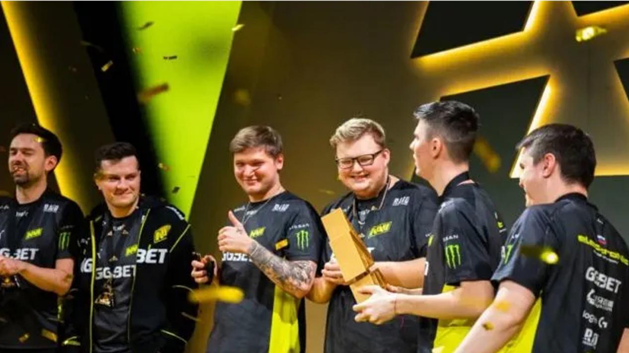 从小便展现 从小便展现