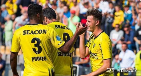 人在其中的 人在其中的